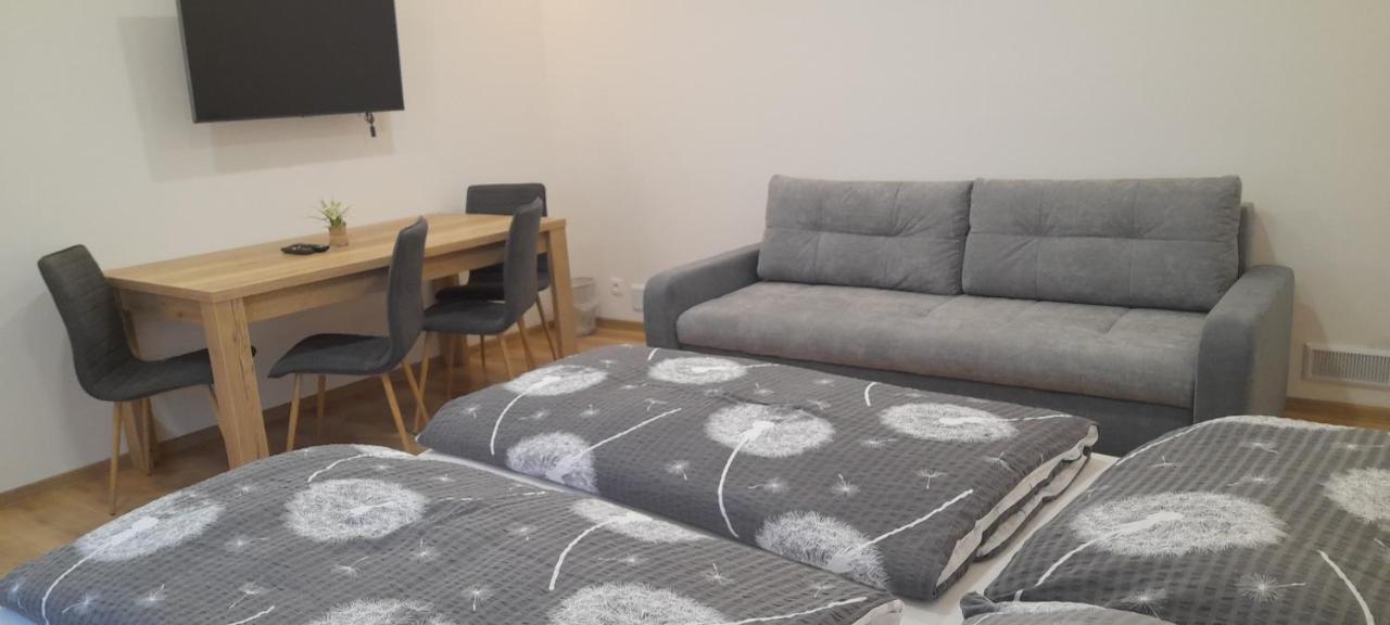 Veľký Slavkov Apartmany Lumi מראה חיצוני תמונה