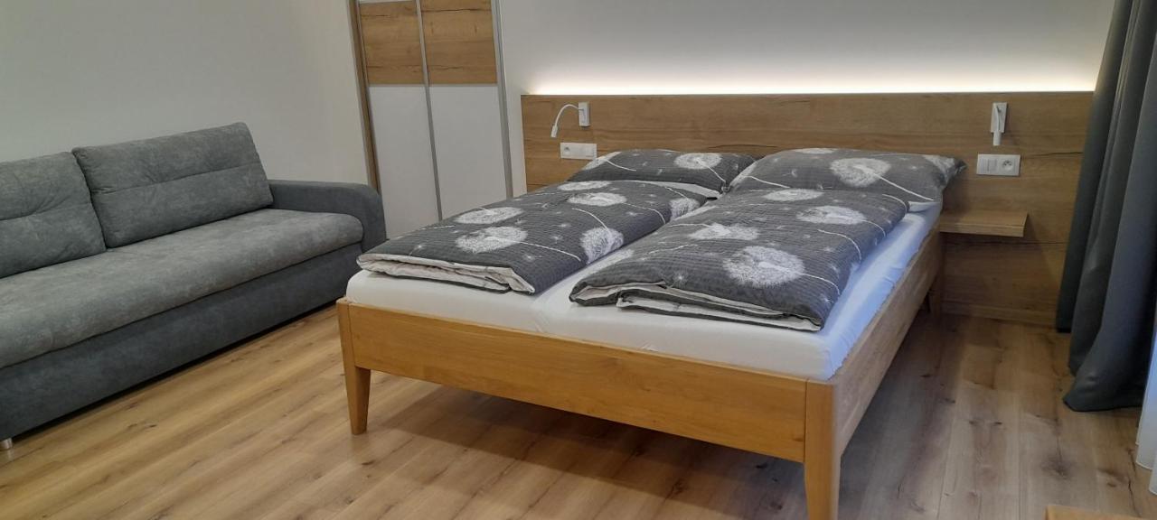 Veľký Slavkov Apartmany Lumi מראה חיצוני תמונה